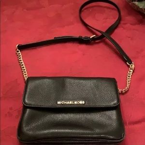 Black crossbody with multiple compartments